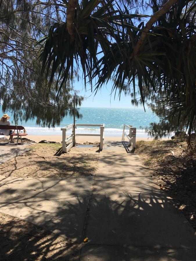 Beachfront At Silver Sands Hervey Bay Exterior foto